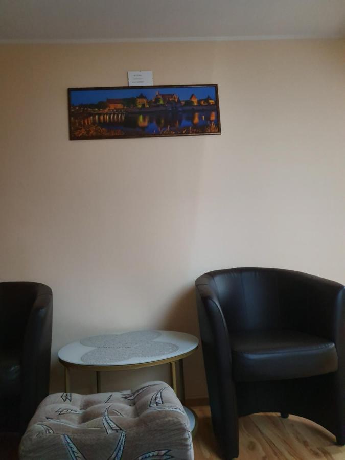 U Iwony I Piotra Lejlighed Malbork Eksteriør billede